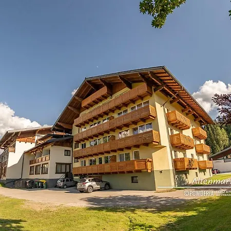 Powderia Family&freelance In The Centre Of Amadé *