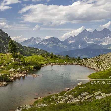 Powderia Family&freelance In The Centre Of Amadé Appartement