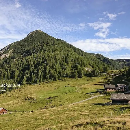 Powderia Family&freelance In The Centre Of Amadé